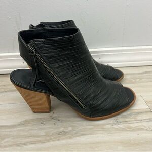 Paul Green Cayenne Peep Toe Leather Booties